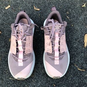 Nike Crater Impact sneakers size 7Y (8.5) Women